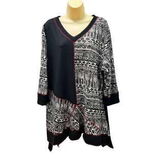 Diva D Women's Size L/XL Black & White Red Stitching, Geometric Tunic Sweater